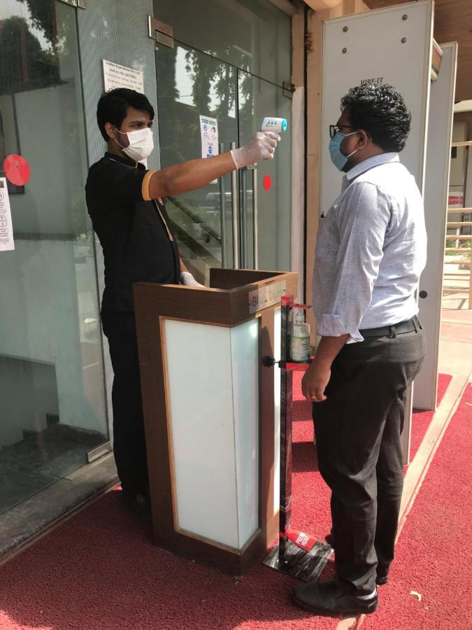 דלהי Hotel Southern מראה חיצוני תמונה