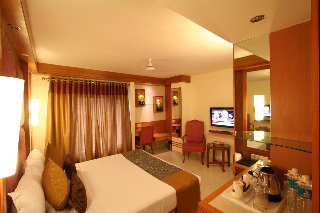 דלהי Hotel Southern חדר תמונה