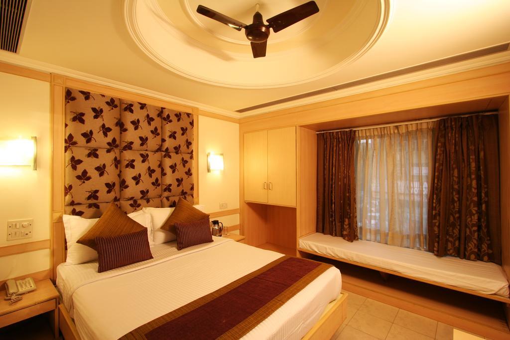 דלהי Hotel Southern מראה חיצוני תמונה