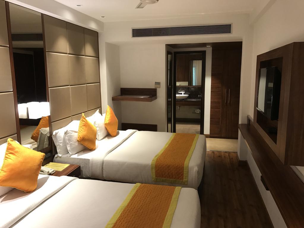 דלהי Hotel Southern מראה חיצוני תמונה
