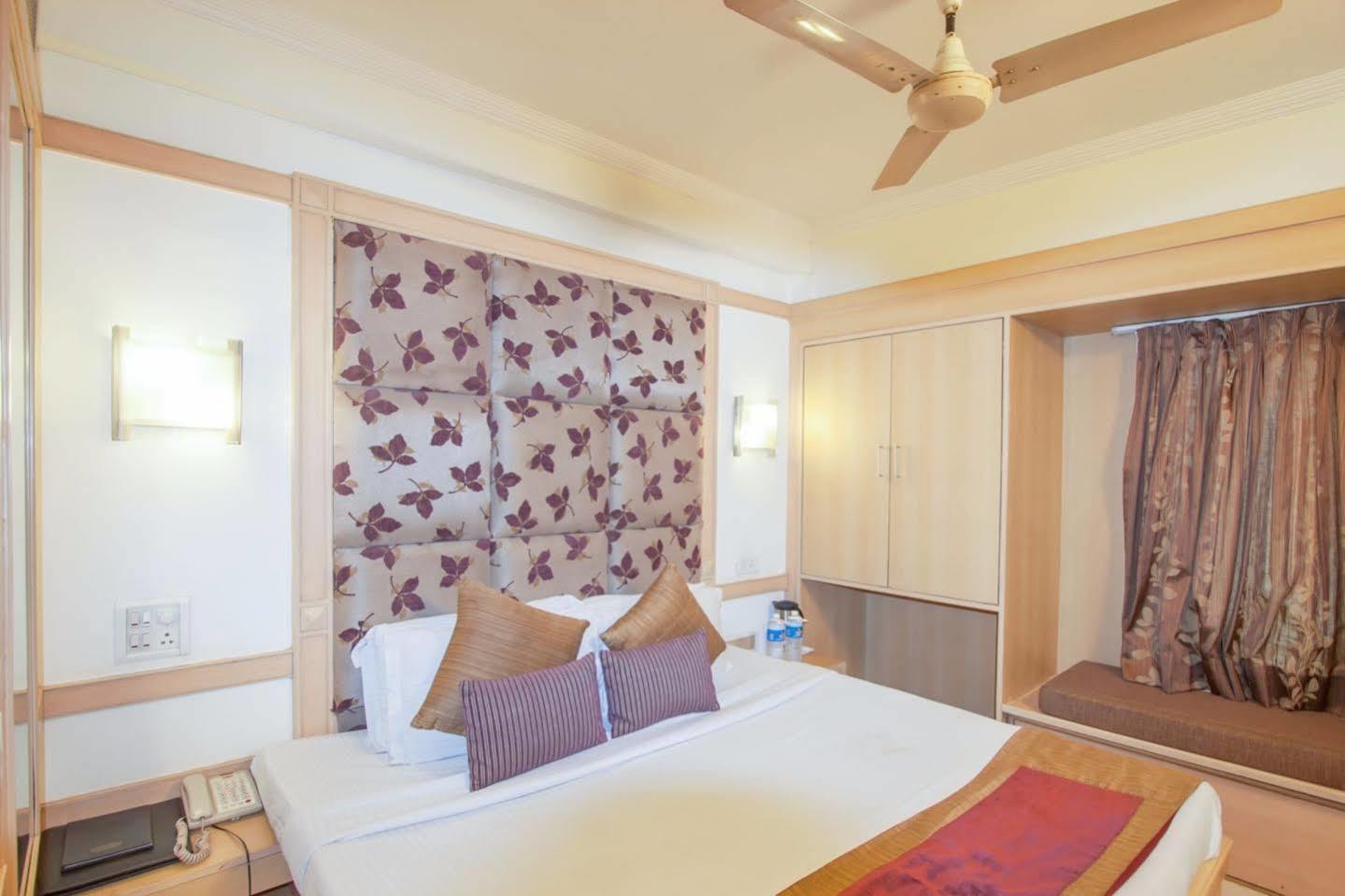 דלהי Hotel Southern מראה חיצוני תמונה