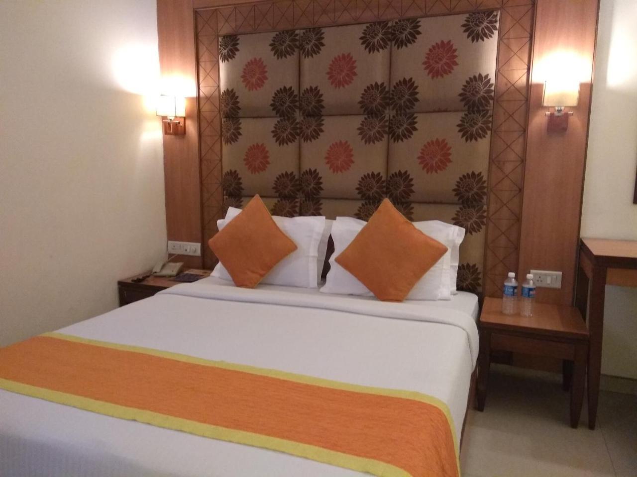 דלהי Hotel Southern מראה חיצוני תמונה